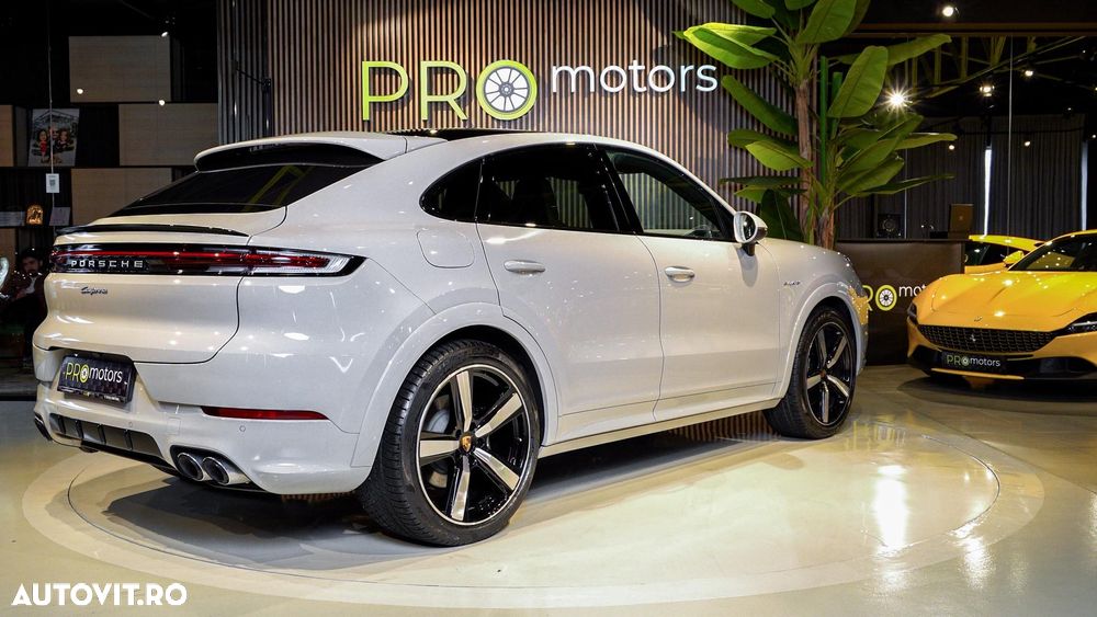 Porsche Cayenne E-Hybrid - 3