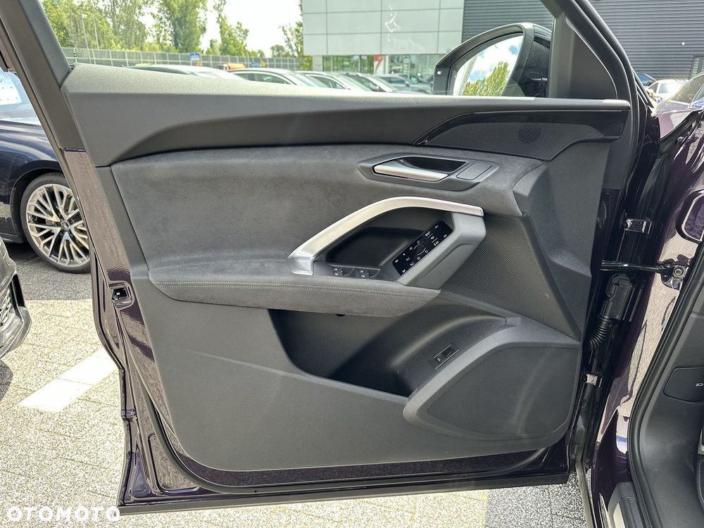 Audi Q5 Sportback - 13