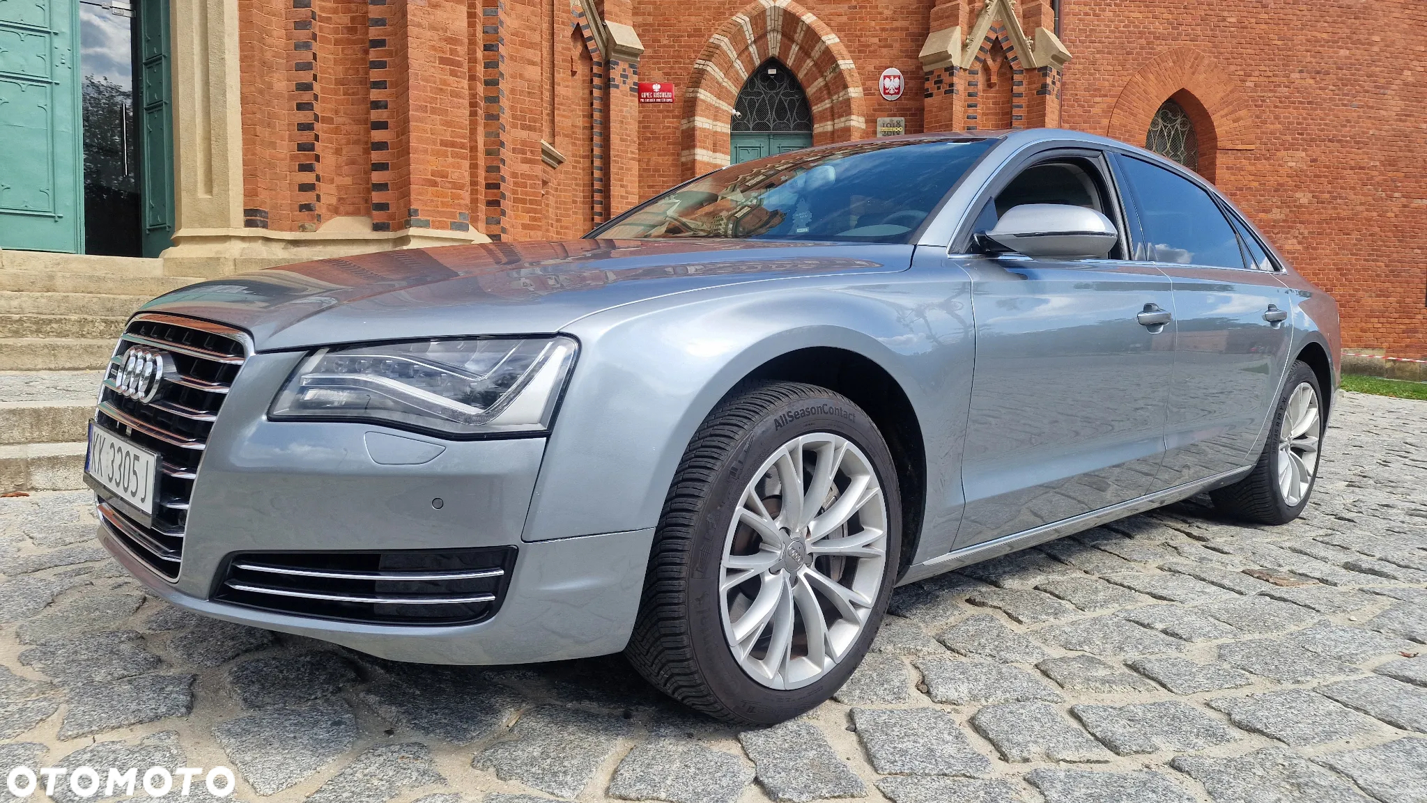 Audi A8 4.2 FSI L Quattro - 2