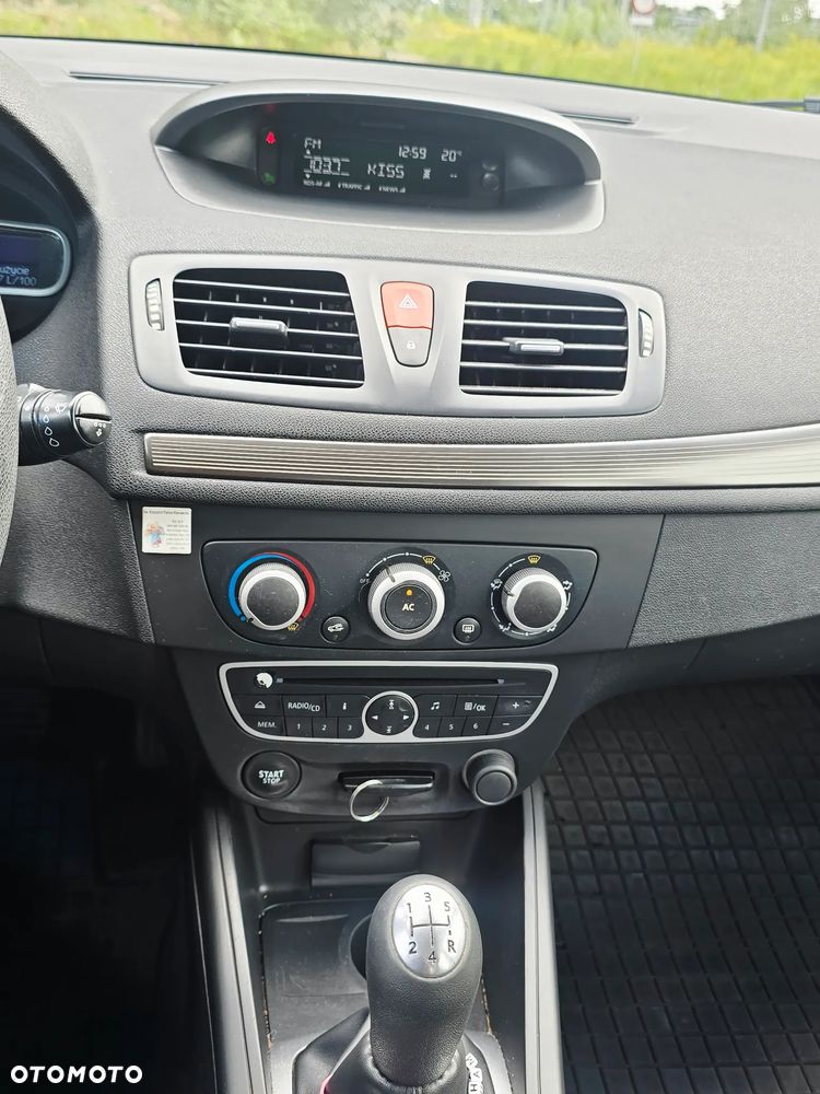 Renault Megane 1.6 16V Authentique - 9