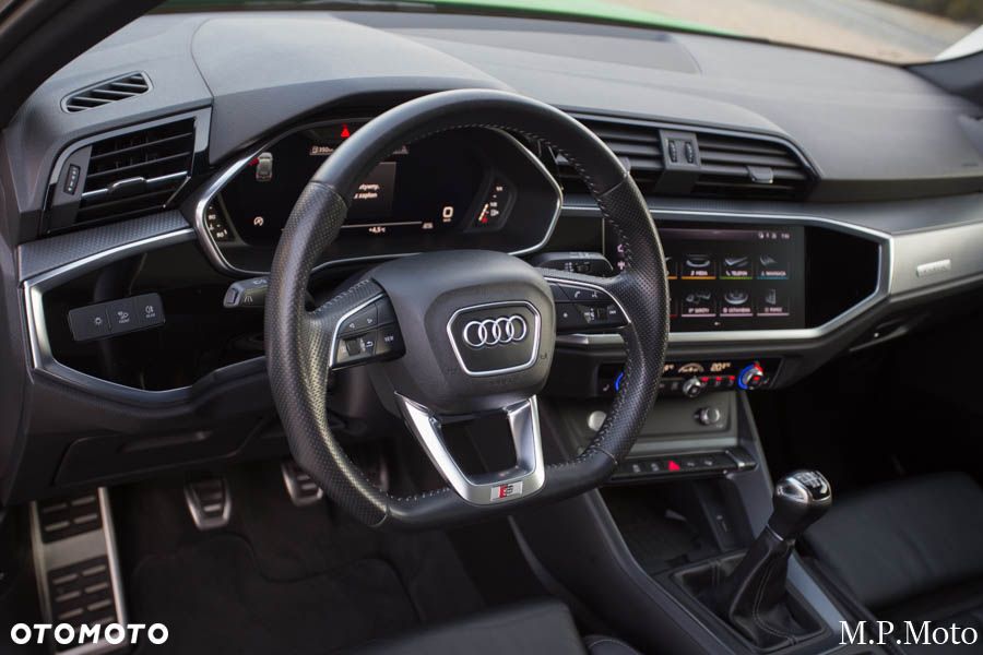 Audi Q3 35 TDI Quattro S Line - 36