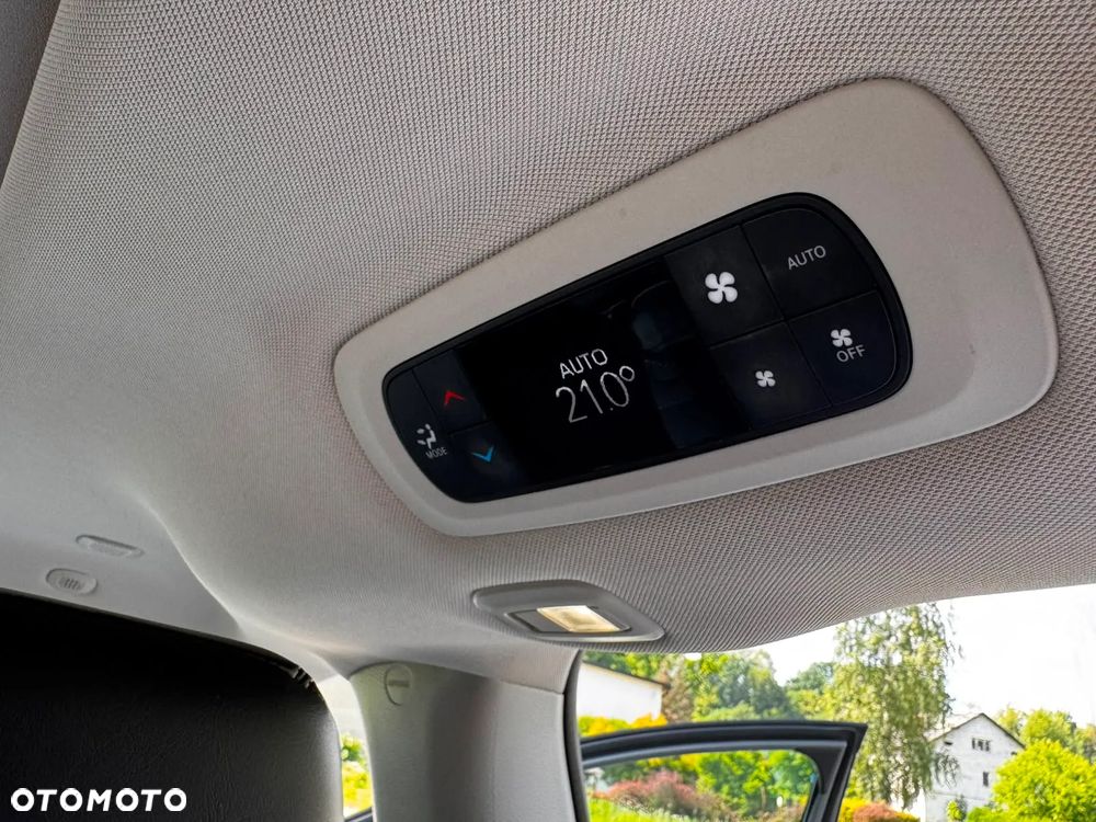 Chrysler Pacifica - 21