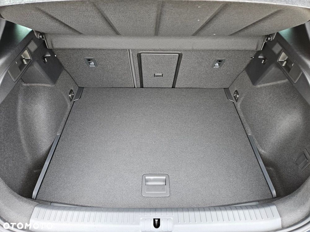 Cupra Formentor 1.5 eTSI mHEV DSG - 11