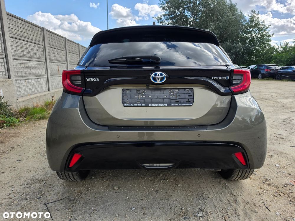 Toyota Yaris Hybrid 1.5 Executive - 19