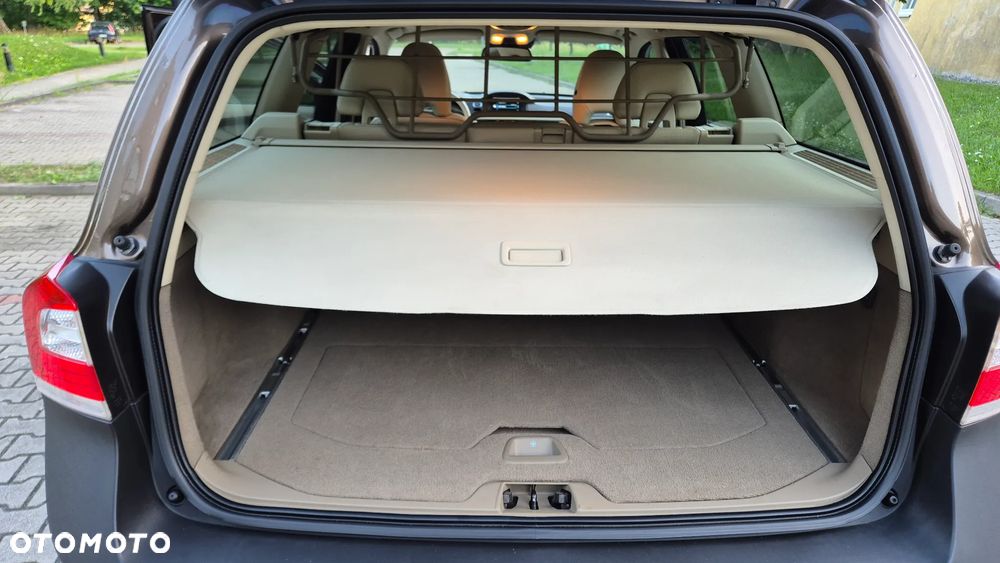 Volvo XC 70 D4 AWD Summum EU6 - 27