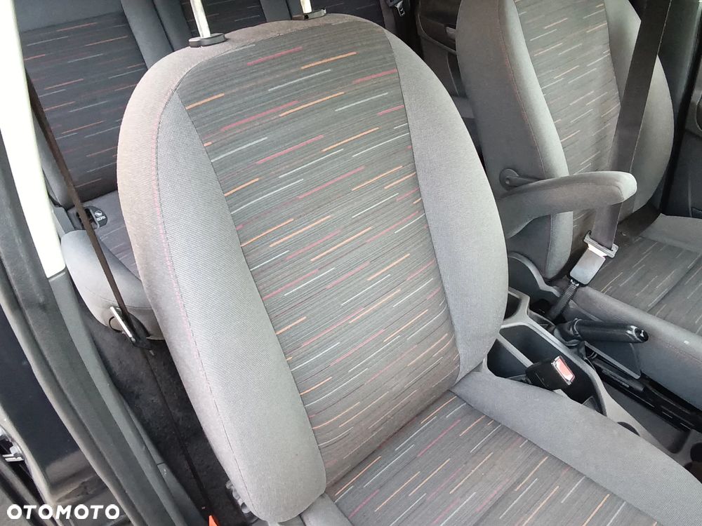 Ford Focus C-Max 1.6 TDCi Ambiente - 13