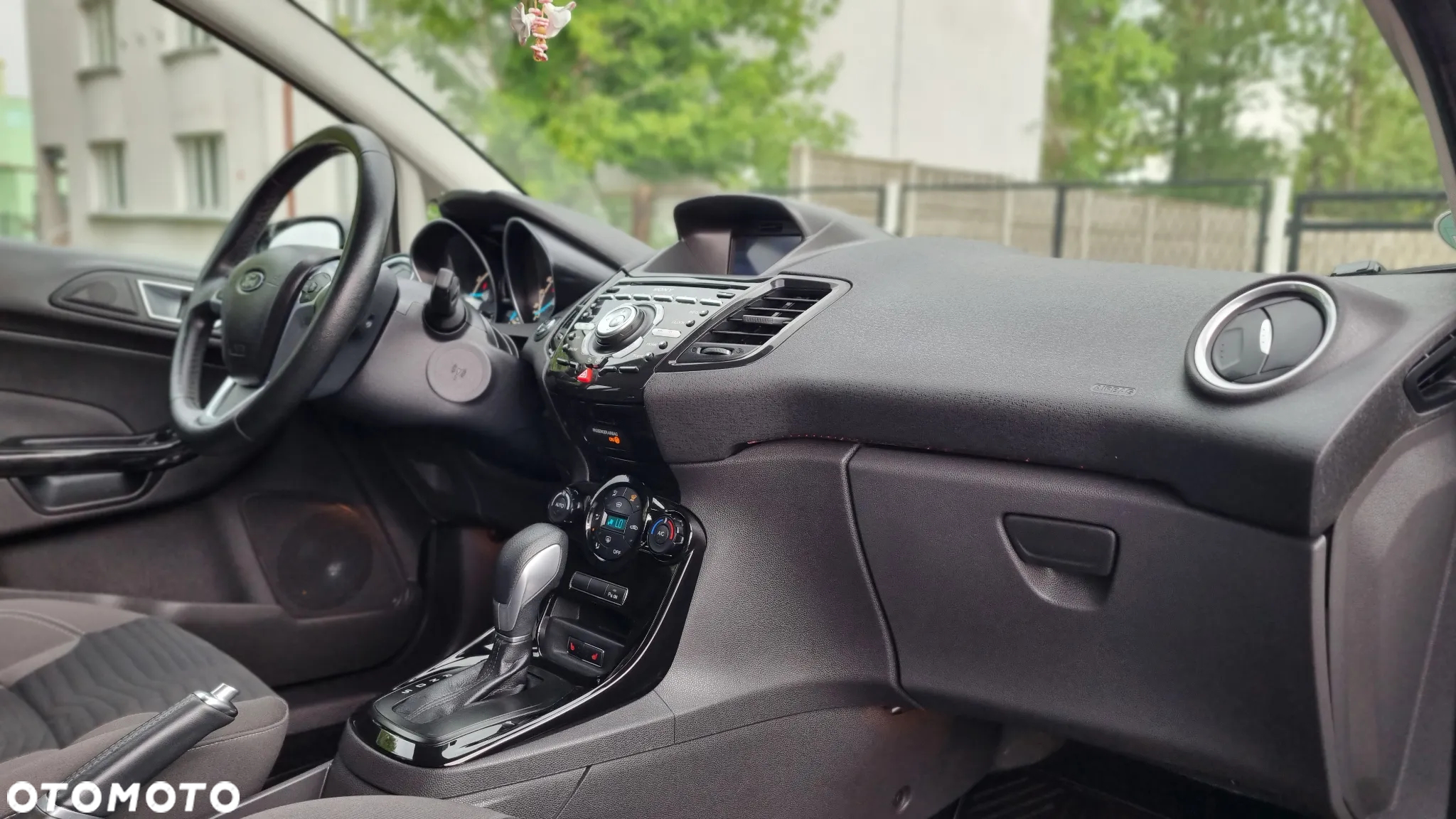 Ford Fiesta - 14