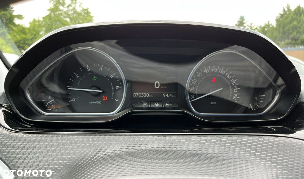 Peugeot 2008 PureTech 110 Stop&Start Crossway - 22
