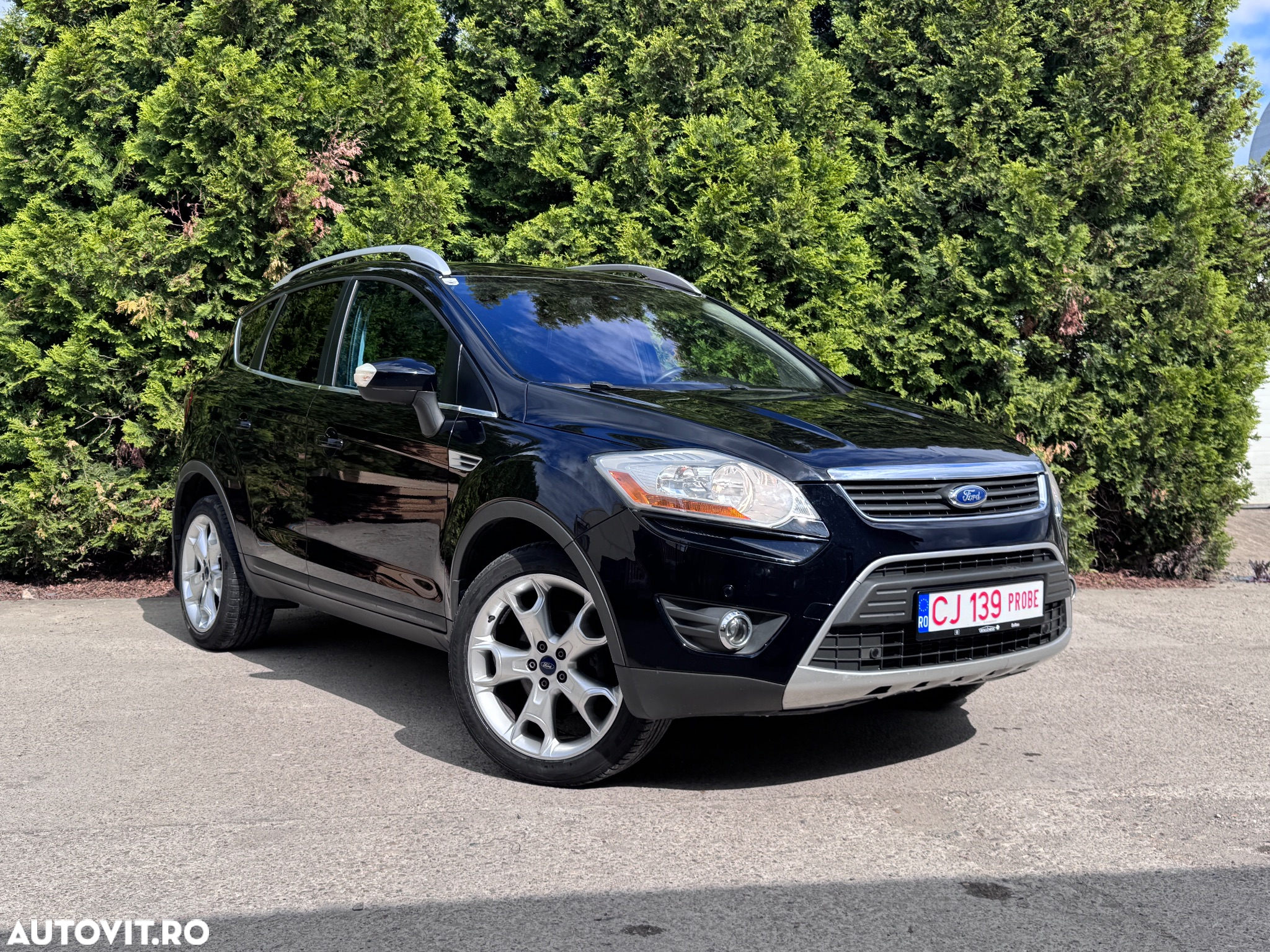 Ford Kuga 2.0 TDCi 4x4 Titanium - 3