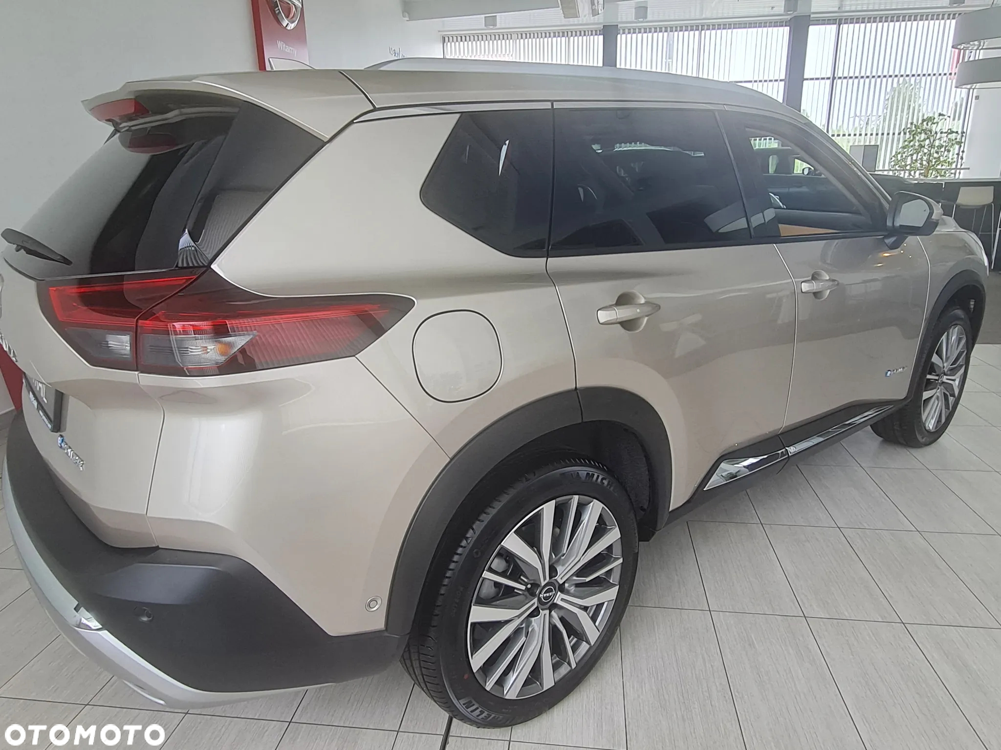 Nissan X-Trail 1.5 VC-T e-POWER Tekna e-4ORCE 7os - 5