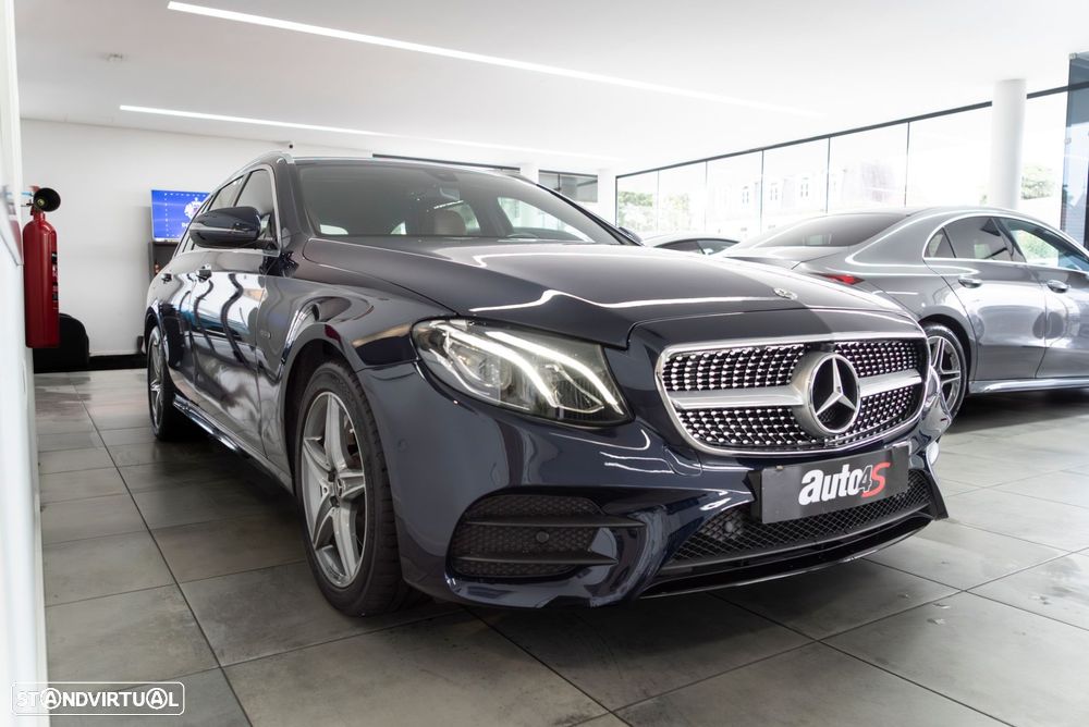 Mercedes-Benz E 300 de AMG Line - 4