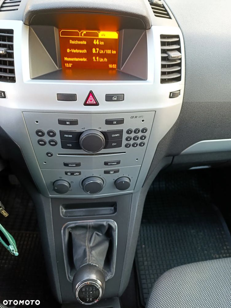 Opel Zafira 1.6 Edition - 22