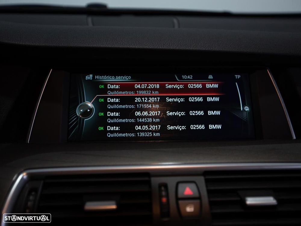 BMW 520 Gran Turismo - 32