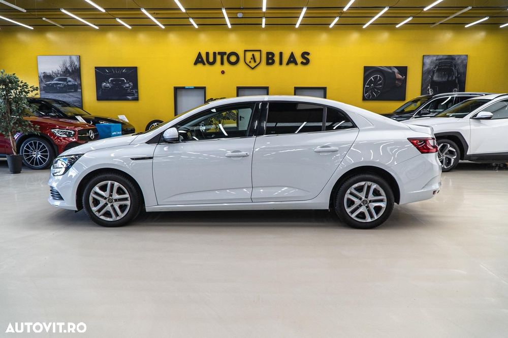 Renault Megane TCe 140 GPF EDC ZEN - 17