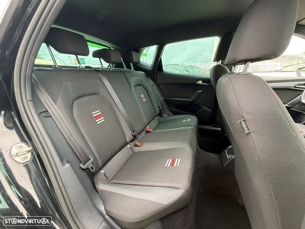 SEAT Arona 1.0 TSI FR - 24