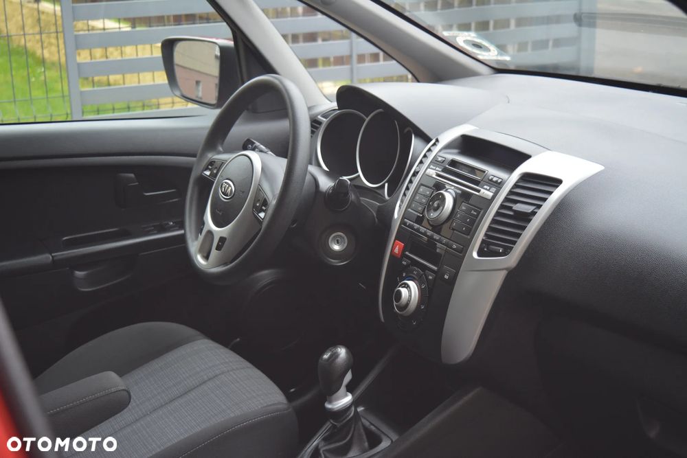 Kia Venga 1.4 CVVT Dream-Team Edition - 18