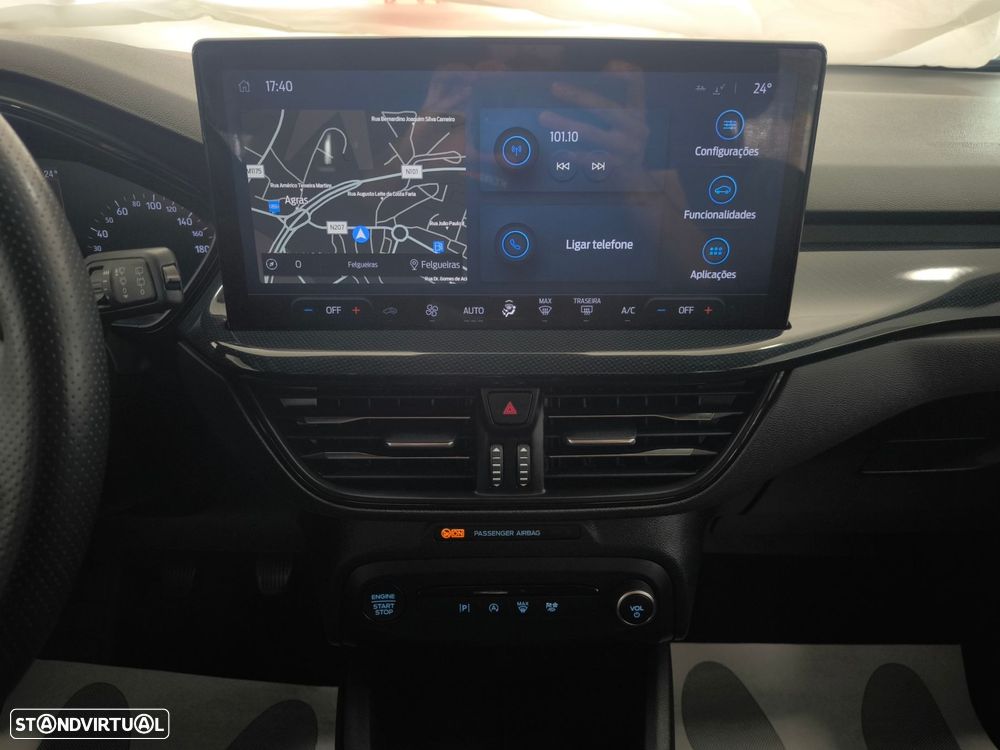 Ford Focus 1.0 EcoBoost MHEV ST-Line - 13