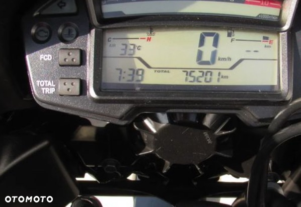 Honda VFR - 33