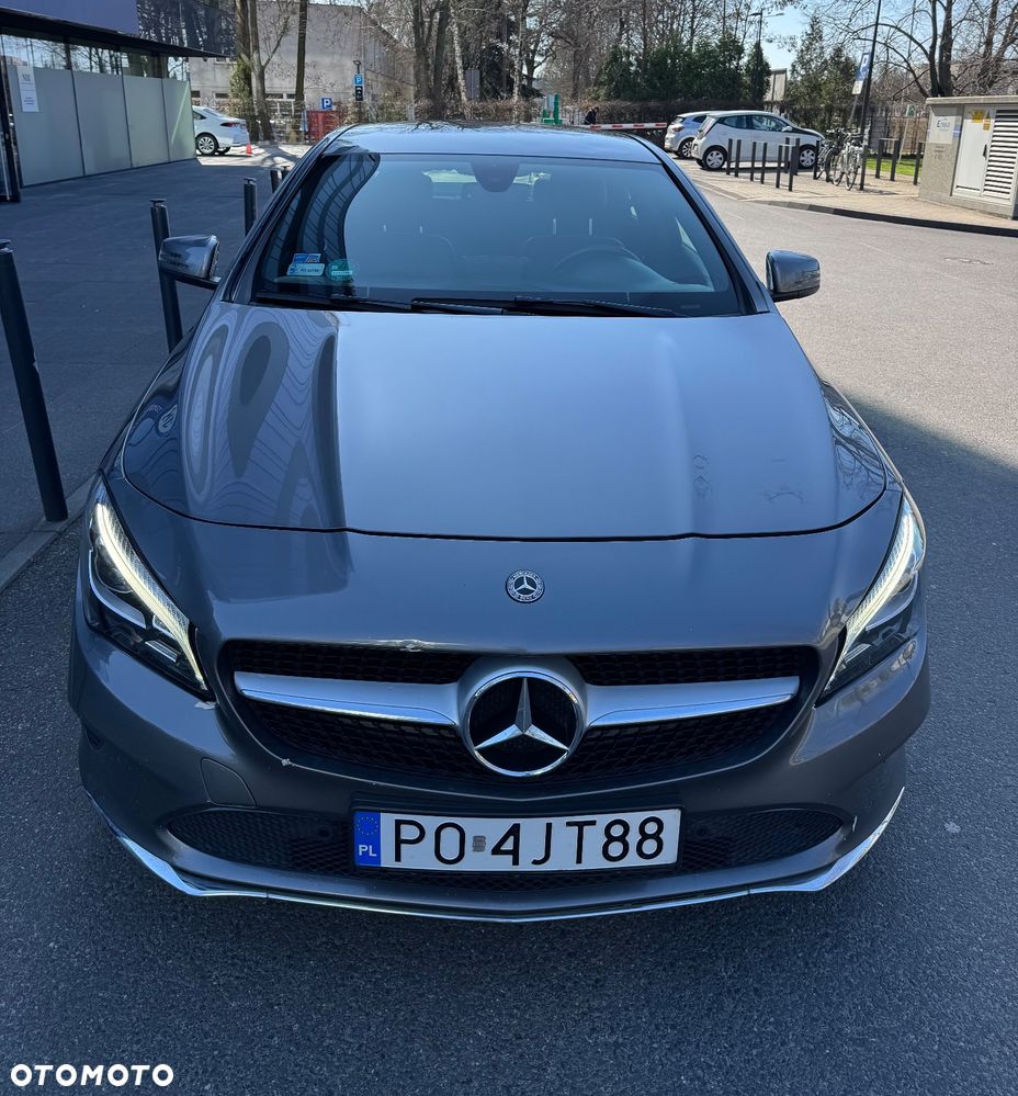 Mercedes-Benz CLA 180 7G-DCT UrbanStyle Edition - 5