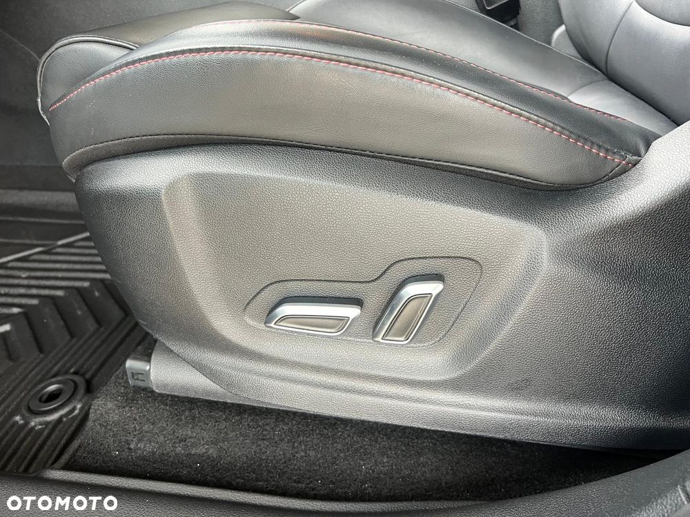 MG HS 1.5 T-GDI Excite DCT - 32