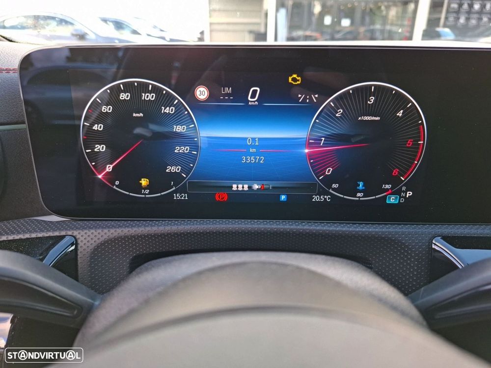 Mercedes-Benz CLA 200 d Shooting Brake AMG Line Aut. - 16