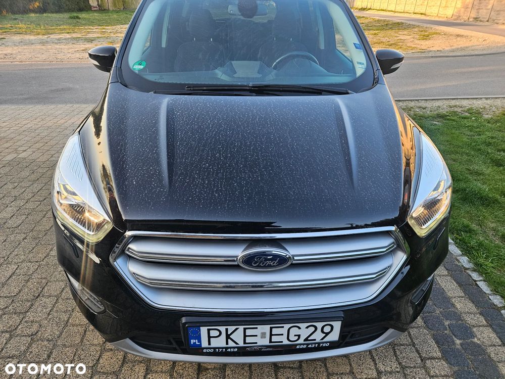 Ford Kuga 1.5 EcoBoost 2x4 Titanium - 18