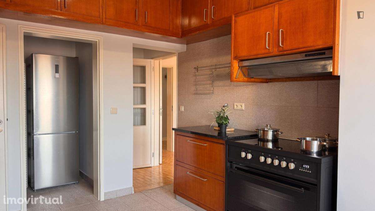 Quarto - localizado em Montes Claros Coimbra - Grande imagem: 4/21