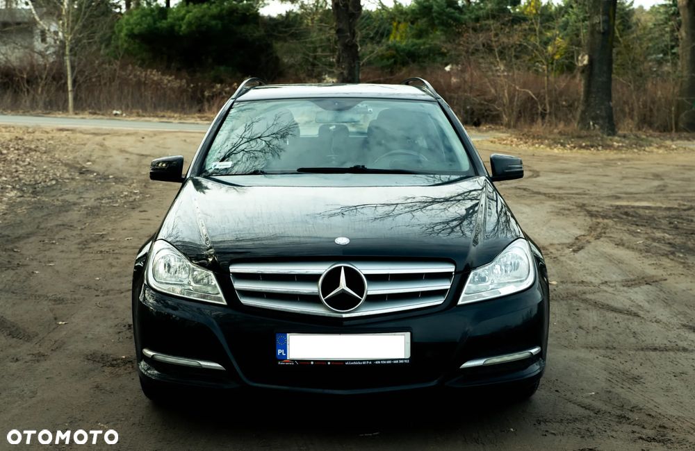 Mercedes-Benz Klasa C 180 CGI BlueEff Elegance - 1