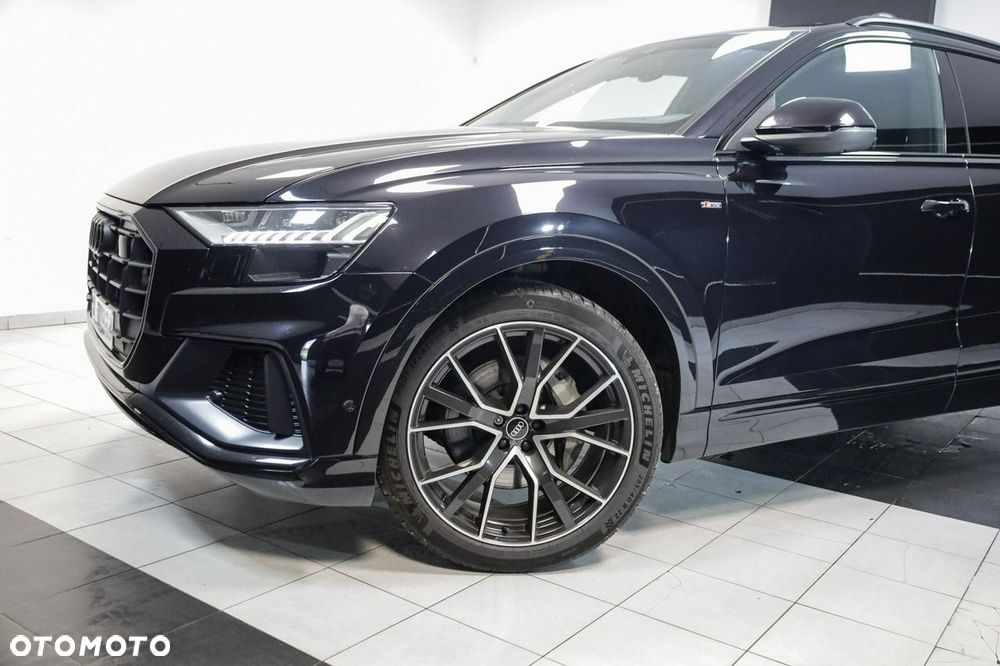 Audi Q8 - 4