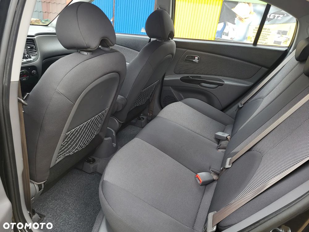 Kia Rio 1.4 Spirit - 15