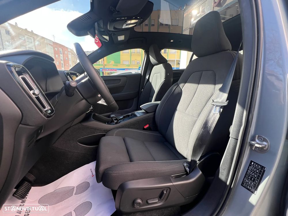 Volvo C40 Recharge Core - 12