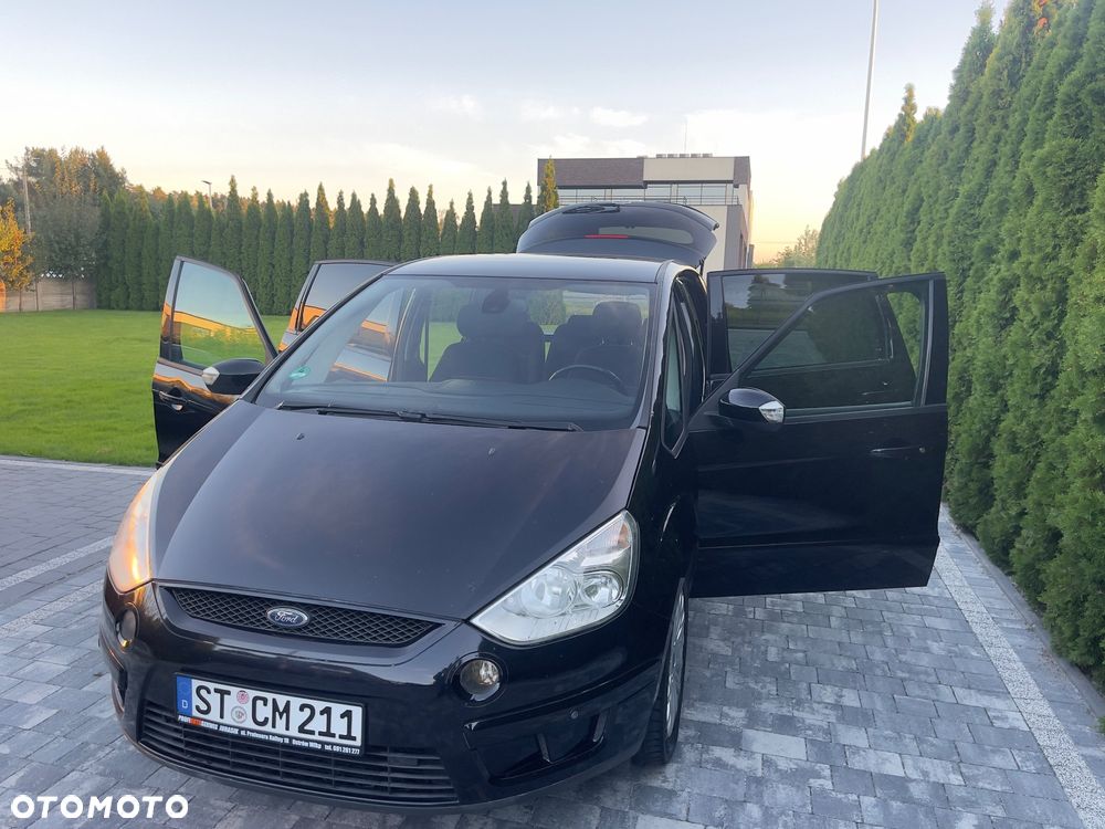 Ford S-Max - 33