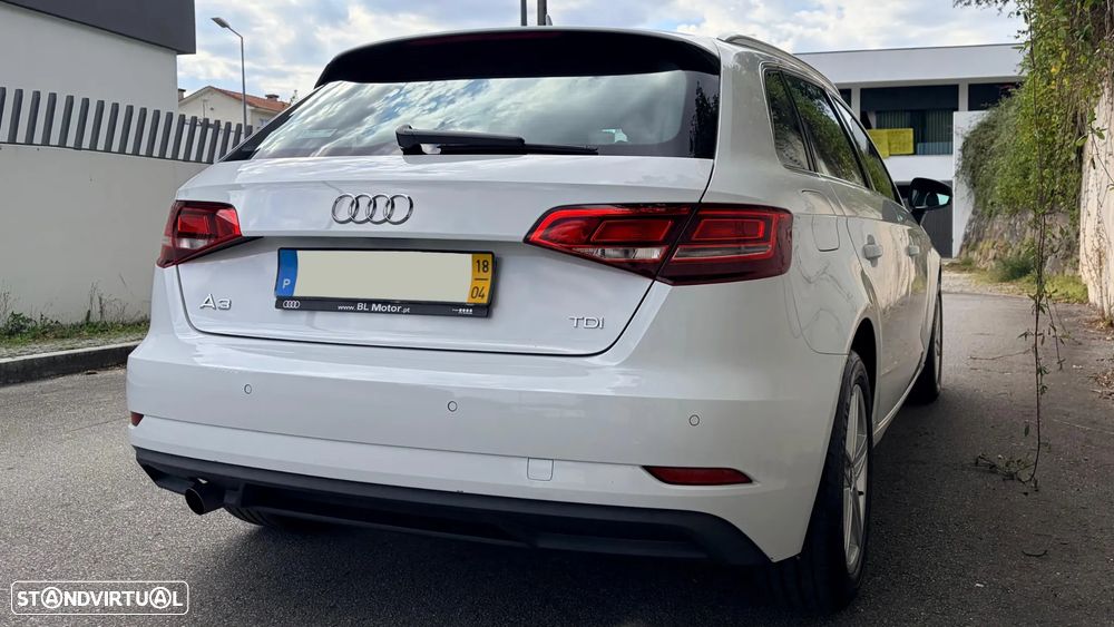 Audi A3 Sportback 1.6 TDI - 4