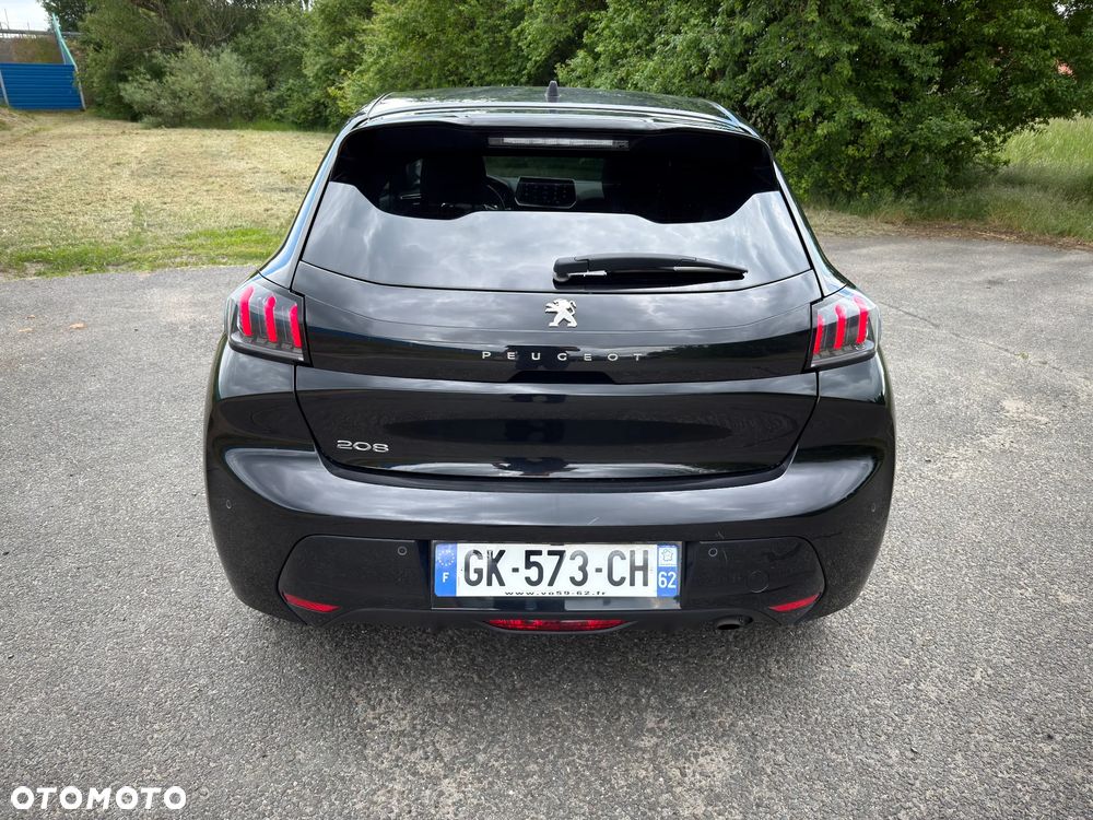 Peugeot 208 - 4