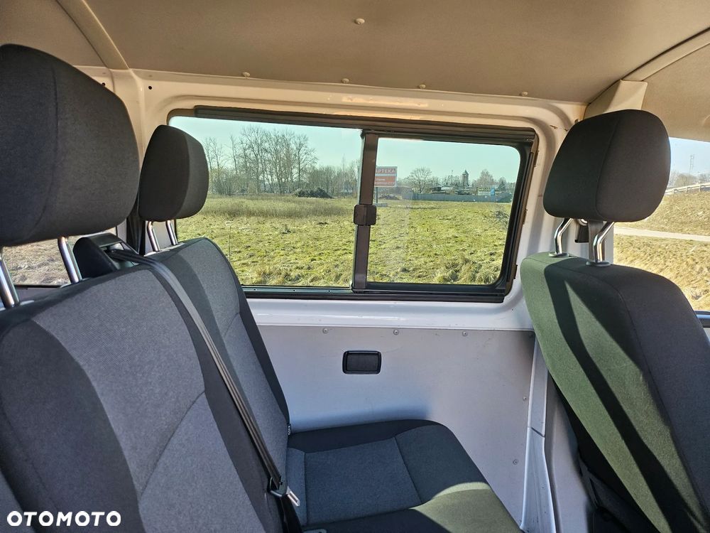 Volkswagen Caravelle L1 Trendline - 15