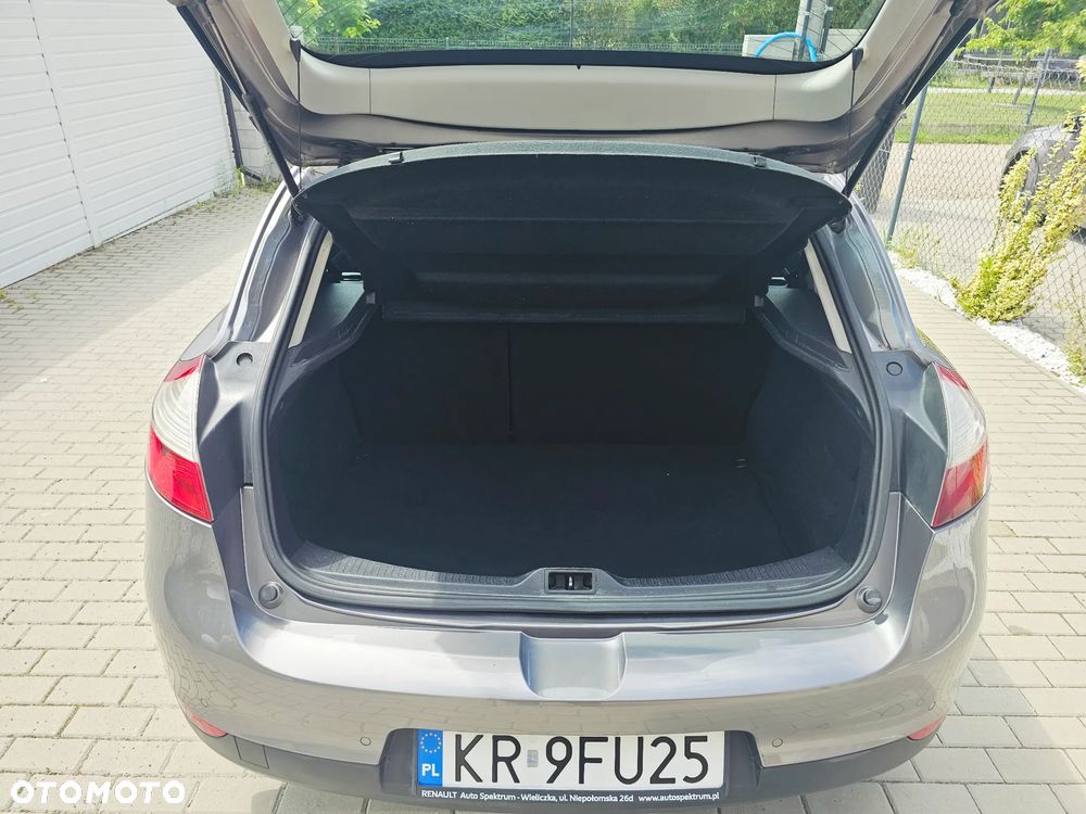Renault Megane 1.6 16V Dynamique Euro5 - 15