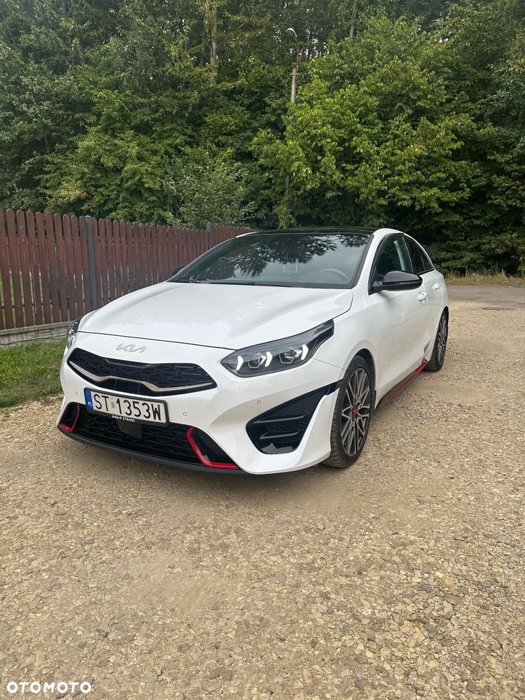 Kia Procee'd