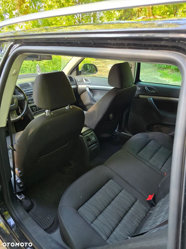 Skoda Octavia 2.0 TDI Elegance - 22