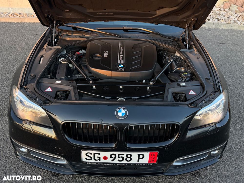 BMW Seria 5 520d xDrive - 22