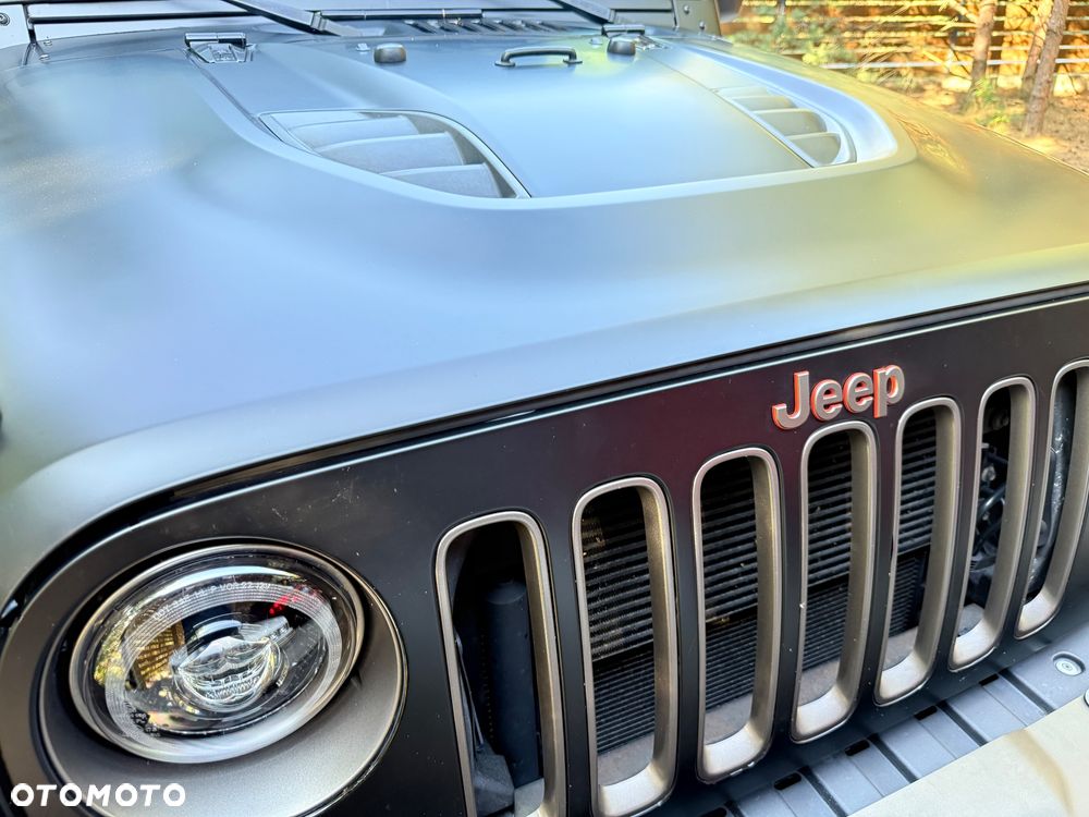 Jeep Wrangler 3.6 Unlim 75th Anniv - 10
