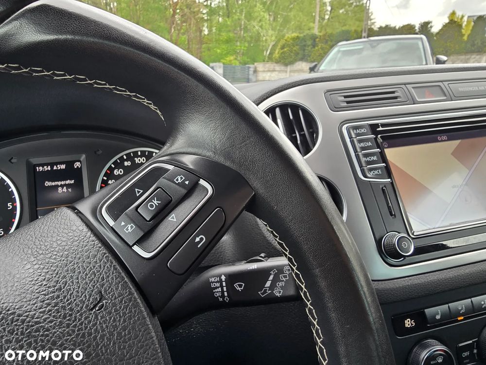 Volkswagen Tiguan 2.0 TDI SCR BlueMotion Technology Lounge Sport & Style - 33
