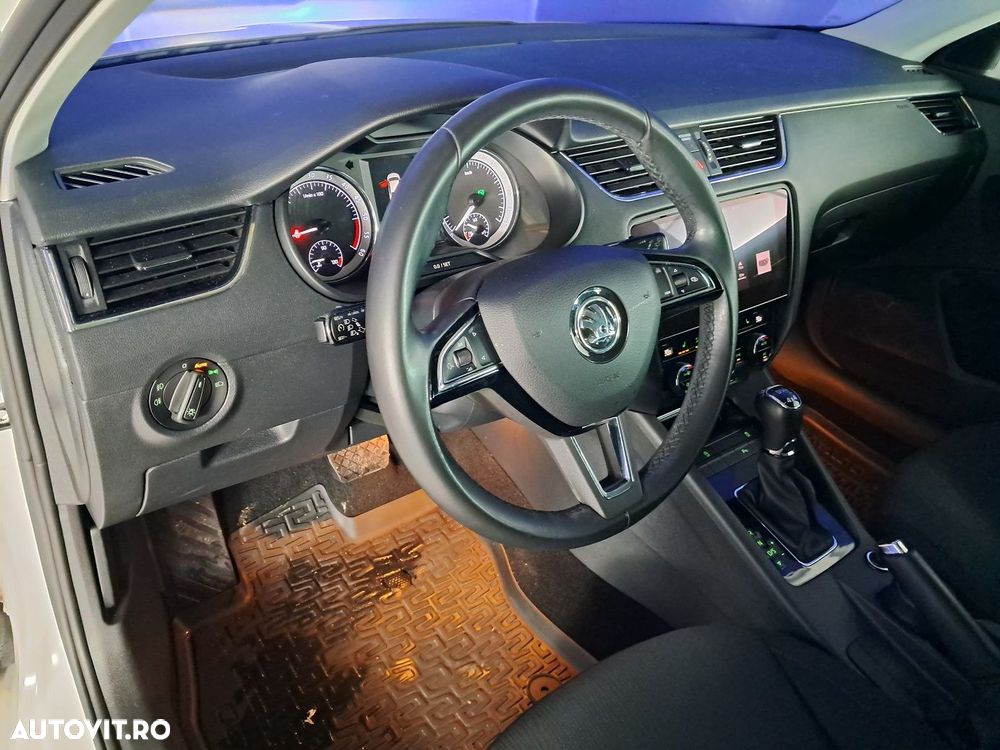 Skoda Octavia - 10
