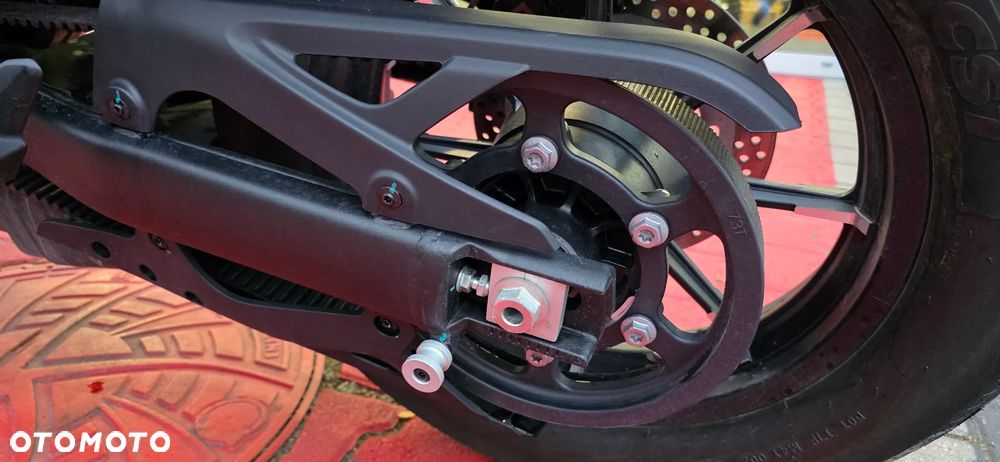 QJMOTOR SRV 700 - 23