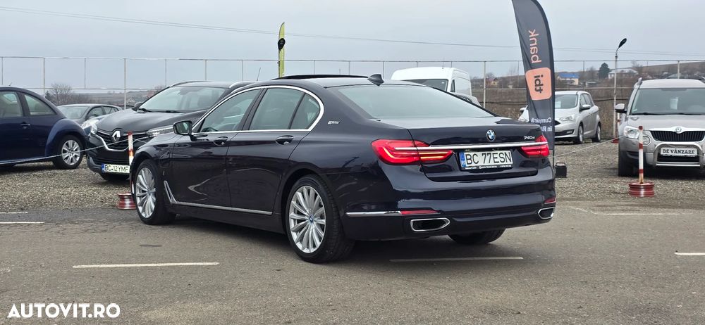 BMW Seria 7 740e iPerformance - 2