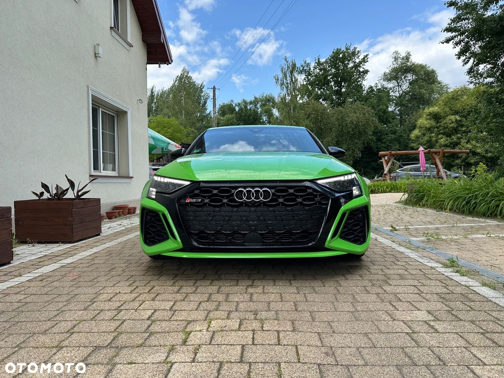 Audi RS3 Limousine - 4