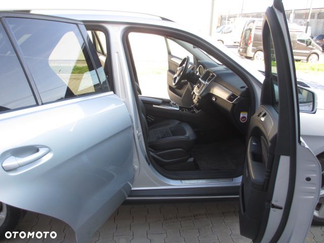 Mercedes-Benz ML 350 BlueTEC 4-Matic - 2