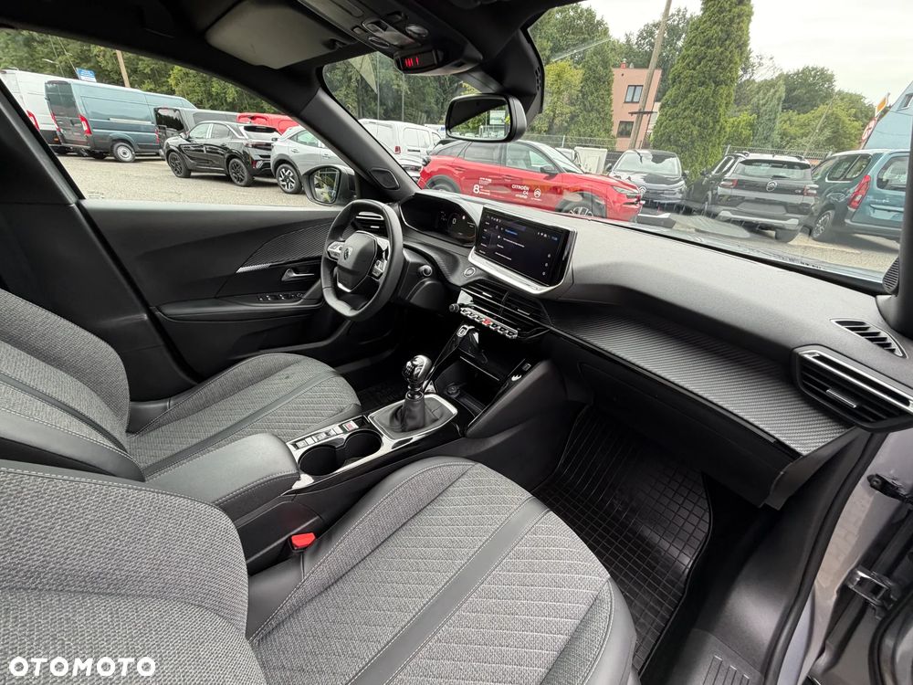 Peugeot 2008 PureTech 100 Allure S&S BVM6 - 8