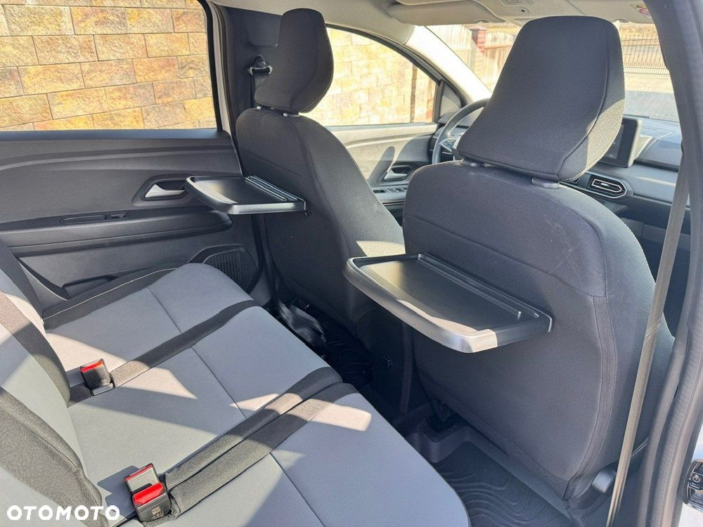 Dacia Jogger 1.6 Full Hybrid 140 Extreme MMT - 17