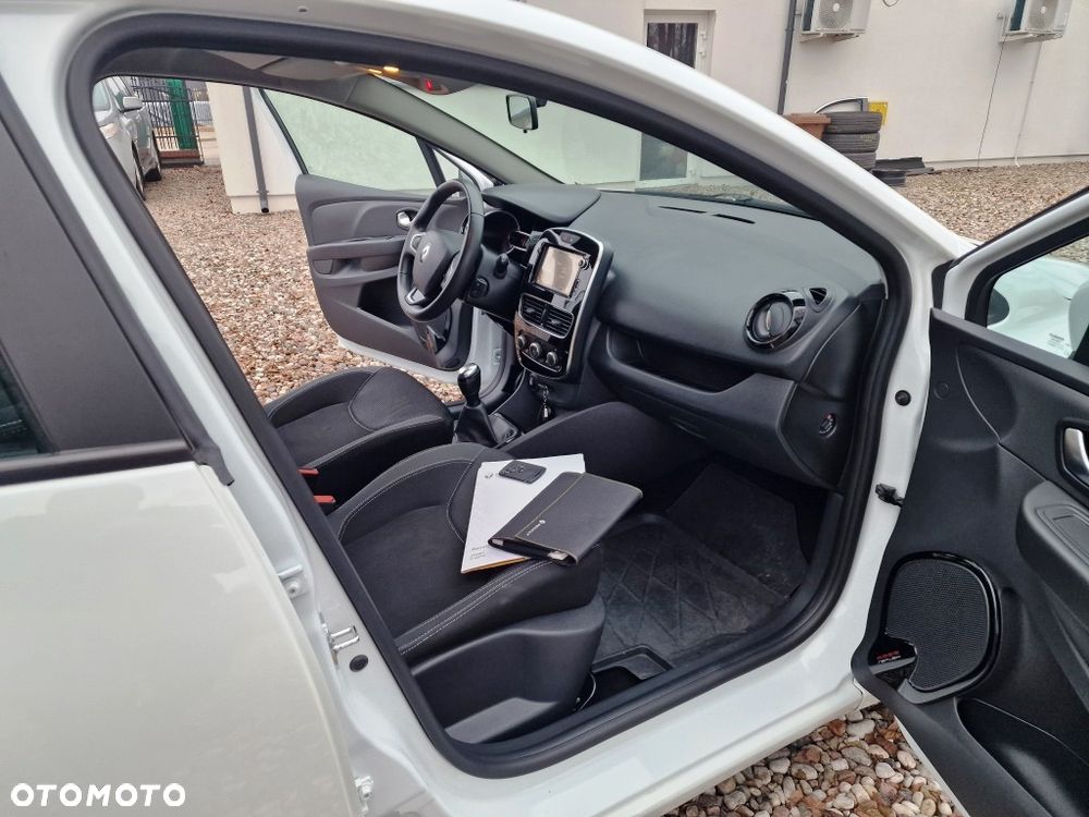 Renault Clio - 15