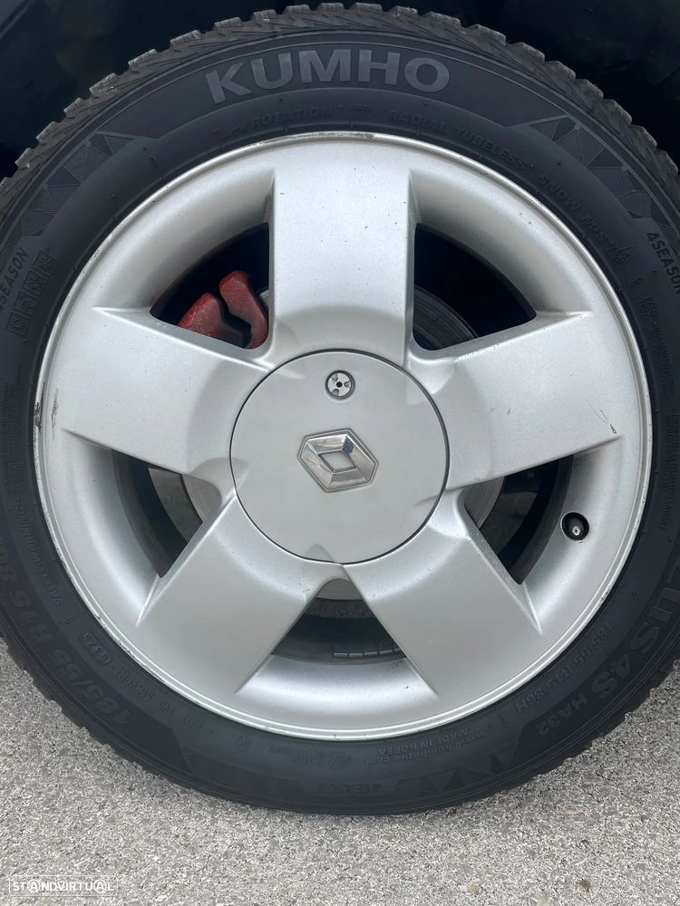 Renault Clio - 15
